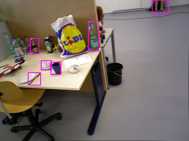 src/main/java/vslam/tum_rgbd/BoundedKeyFrames/KeyFrame_0073.png